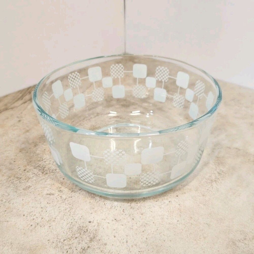 Pyrex Glass Mixing Bowl Geometric Pattern Microwave Safe